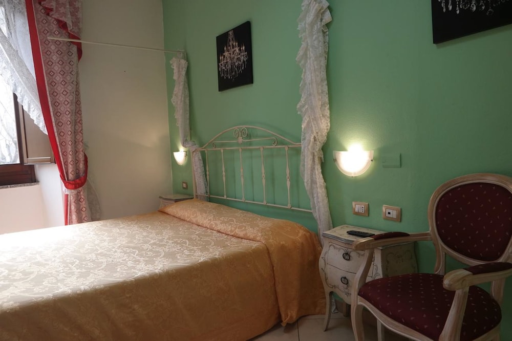 4 Mori Hotel 24/30