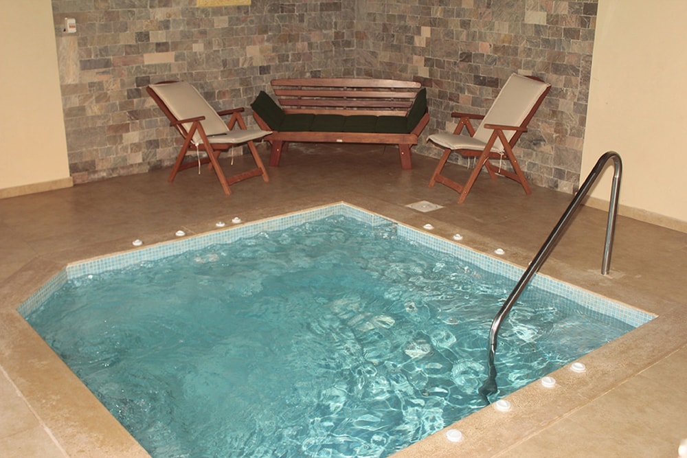 Africana Hotel & Spa 40/69