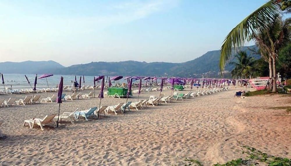 NJ PATONG HOTEL 47/53