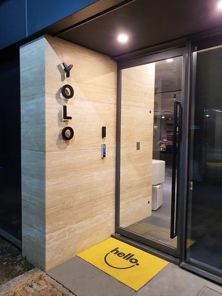 Yolo Guesthouse - Hostel 10/50