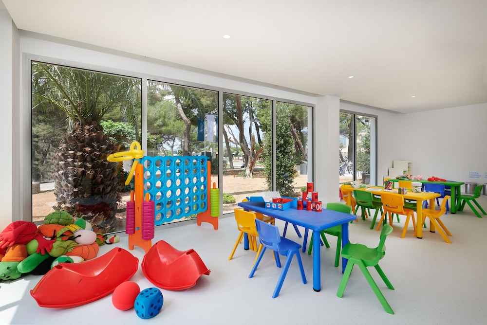 Hipotels Bahia Grande 54/63