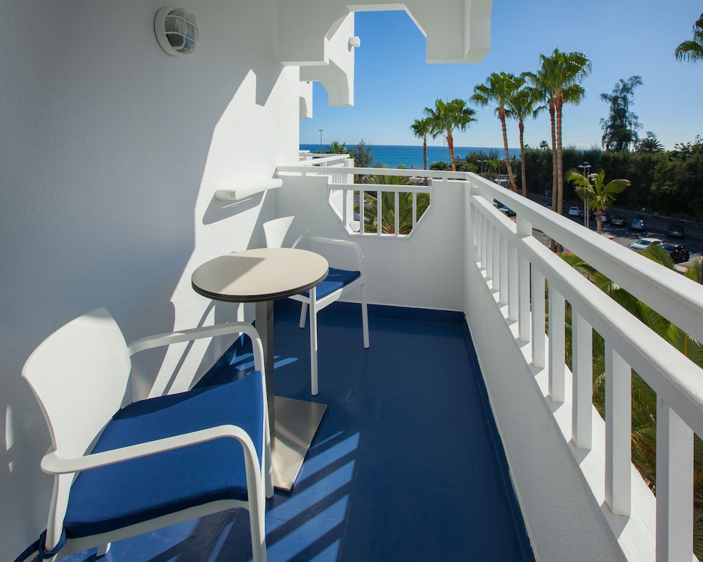 Corallium Beach Hotel by Lopesan Hotels - Adults Only 8/70