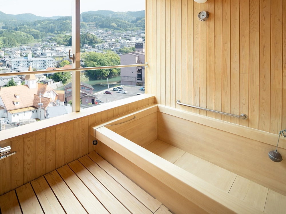 Hotel Sakura 25/50