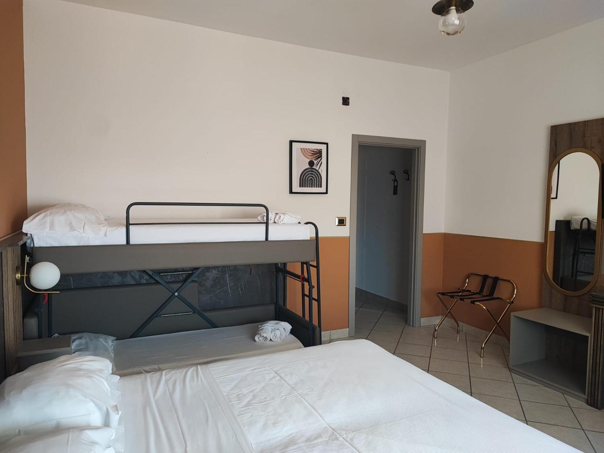 Room, Double Bed, Sea View
