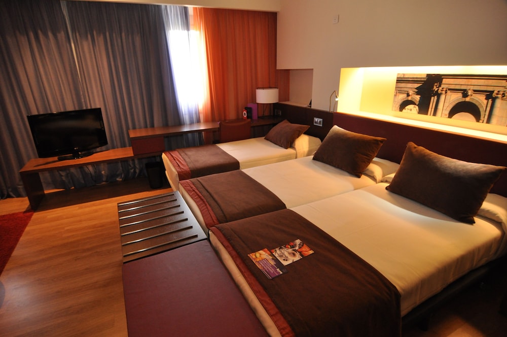 Crowne Plaza Madrid Centre Retiro 38/79