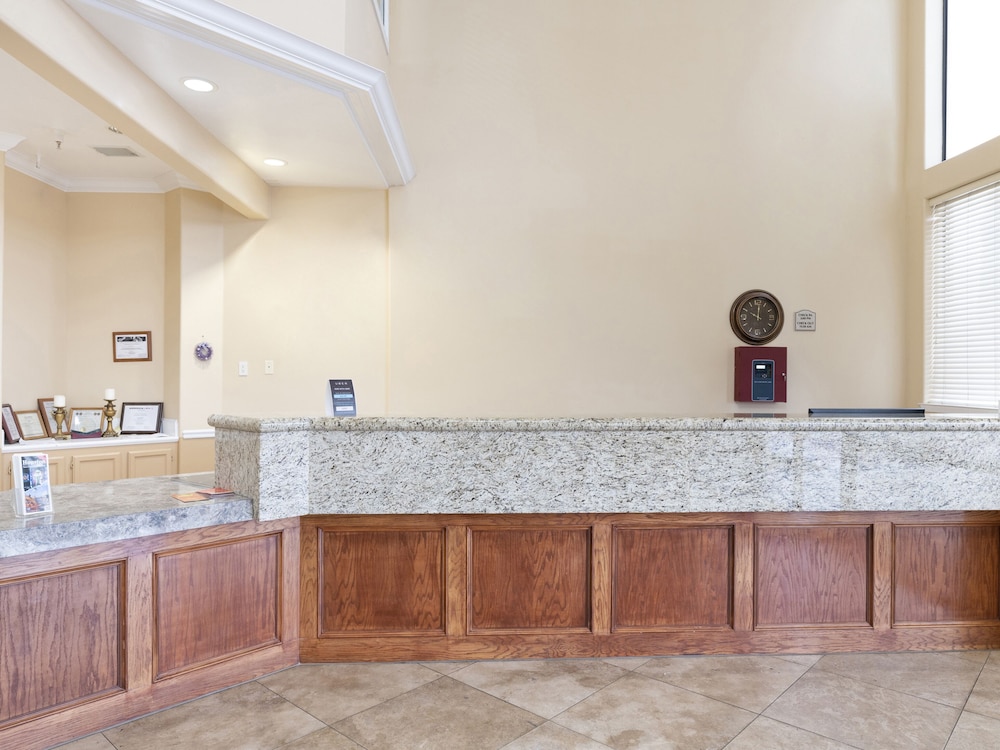 OYO Hotel Stafford TX I-69 North 10/42