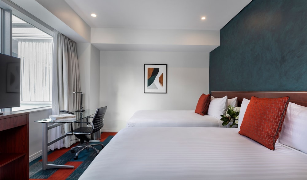 Deluxe, 2 Double Beds, City View