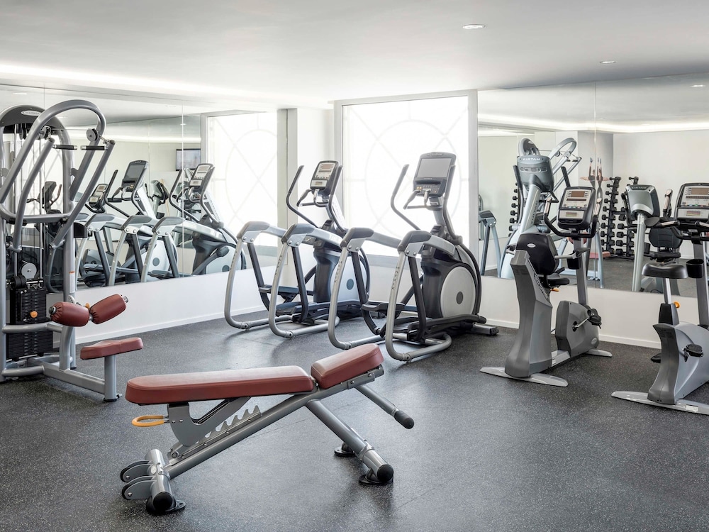 نوفوتيل جدة(Novotel Jeddah Tahlia) 40/75