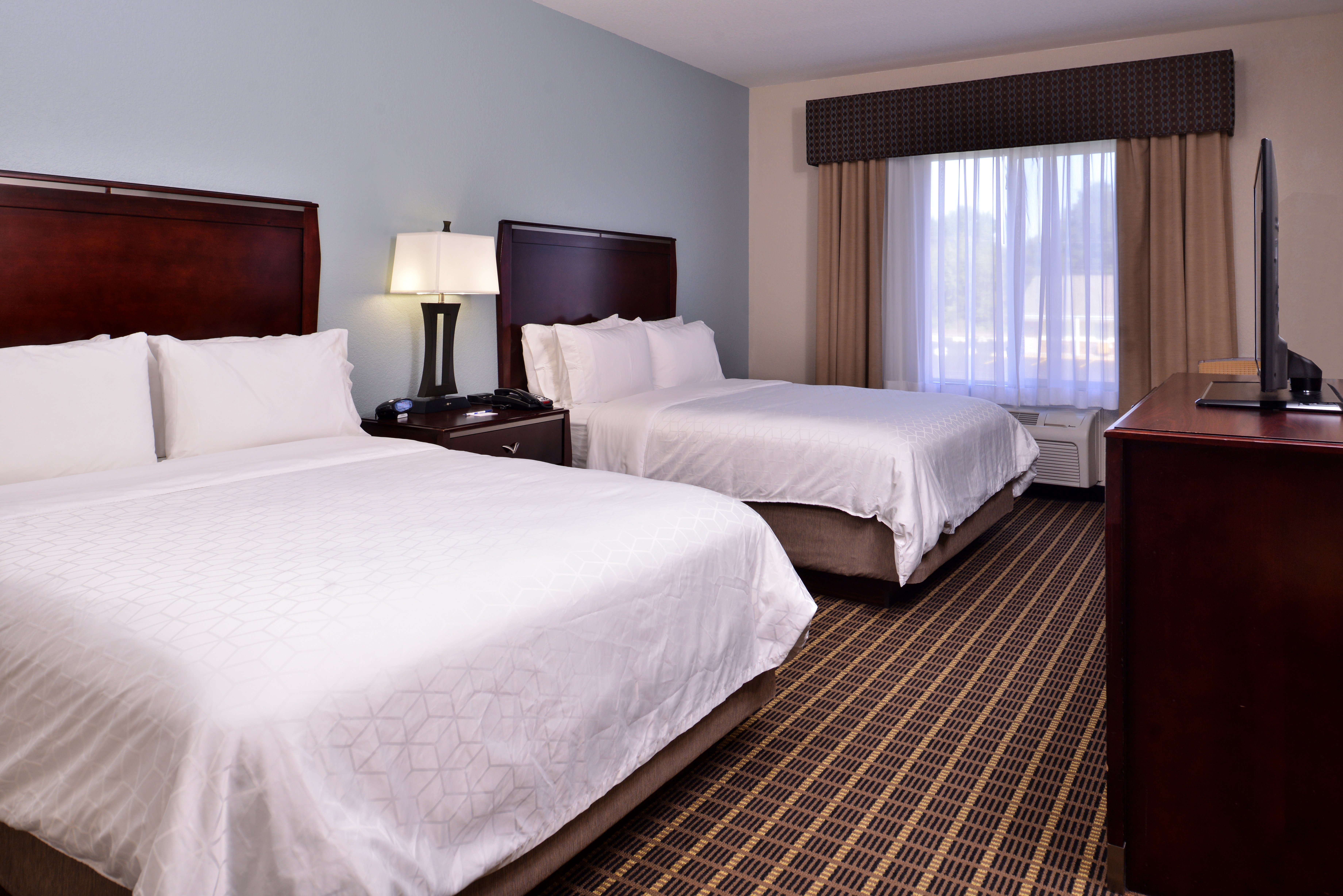 Holiday Inn Express Hotel And Suites Pittsburg 17/73