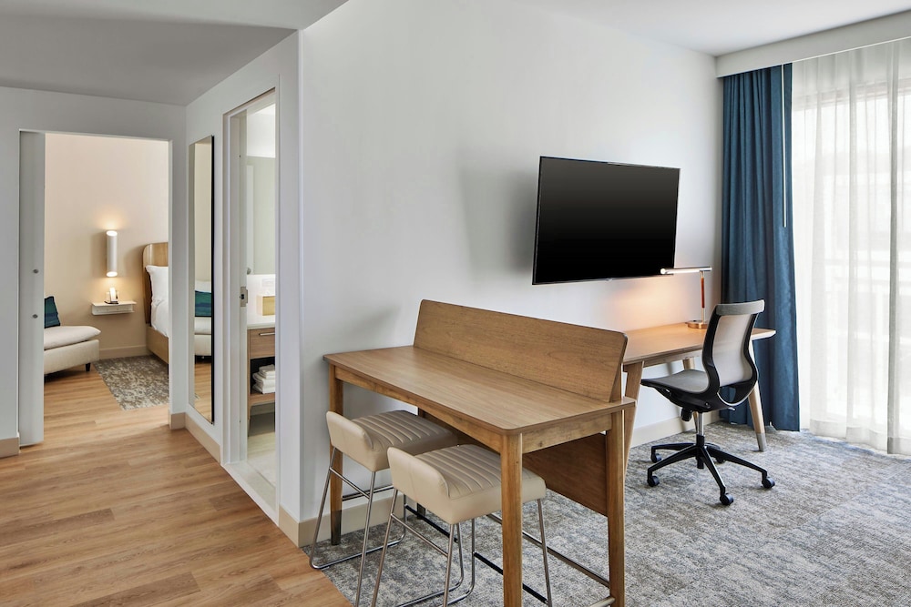 Element Atlanta Perimeter Center 43/50