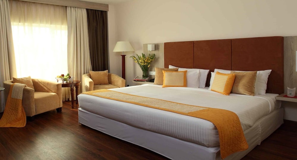 Nidhivan Sarovar Portico Vrindavan 11/58