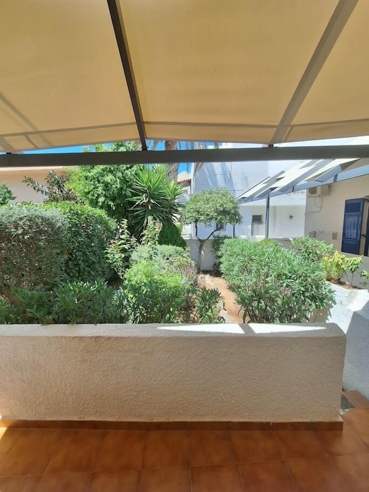Lobby at Perdika Mare Guesthouse, AEGINA