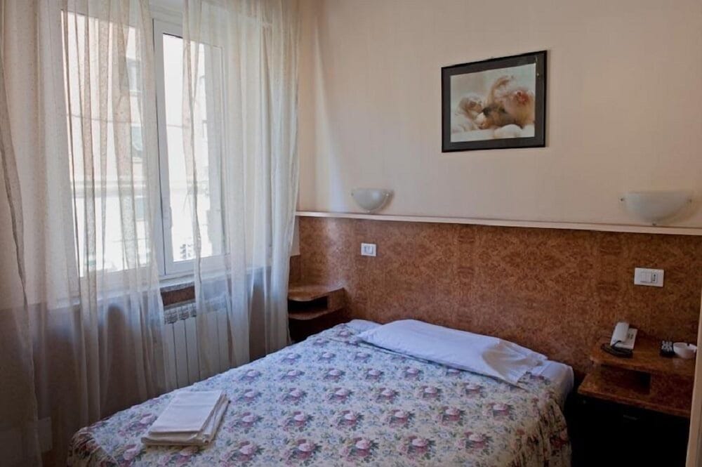 Hotel Fiumara 8/21