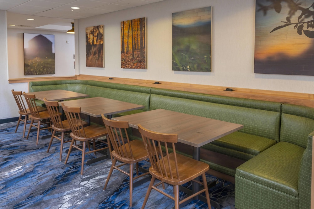 Fairfield Inn And Suites Bend Downtown 43/46