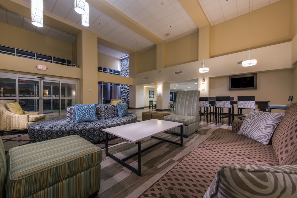 Holiday Inn Express Suites Colorado Springs Central 48/80