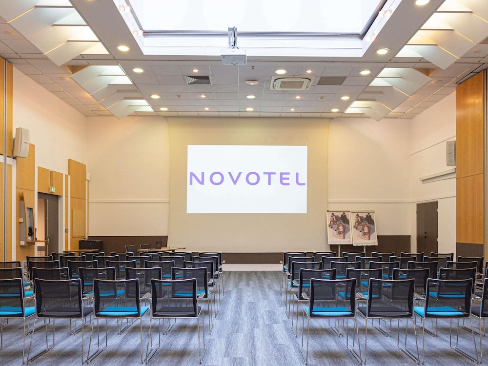 Novotel Paris Pont De Sevres 70/77