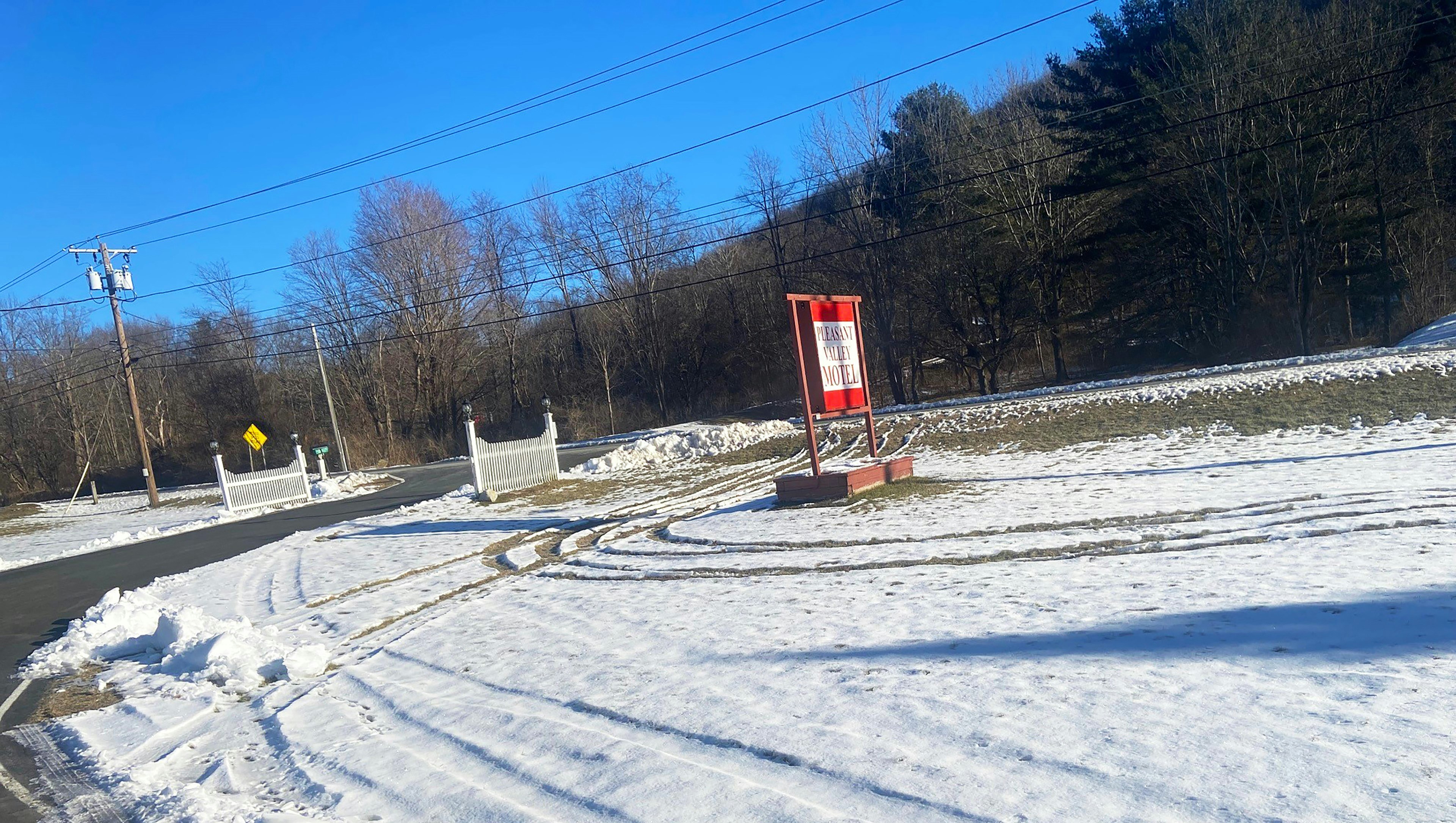 Pleasant Valley Motel West Stockbridge 12/23