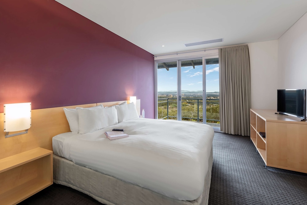 Avani Cypress Lakes Resort 16/50