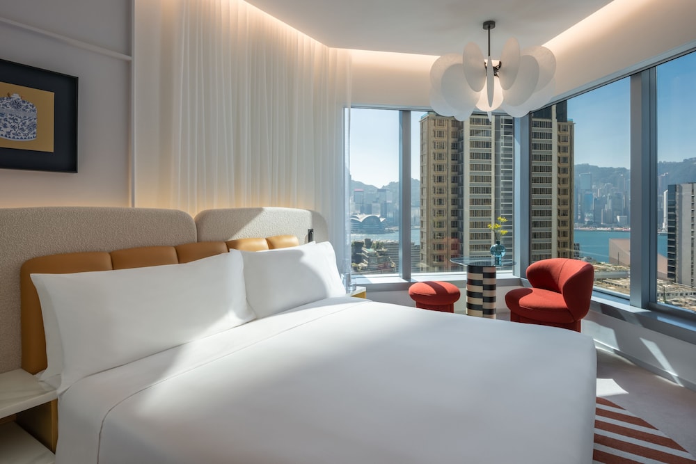 Mondrian Hong Kong 16/48