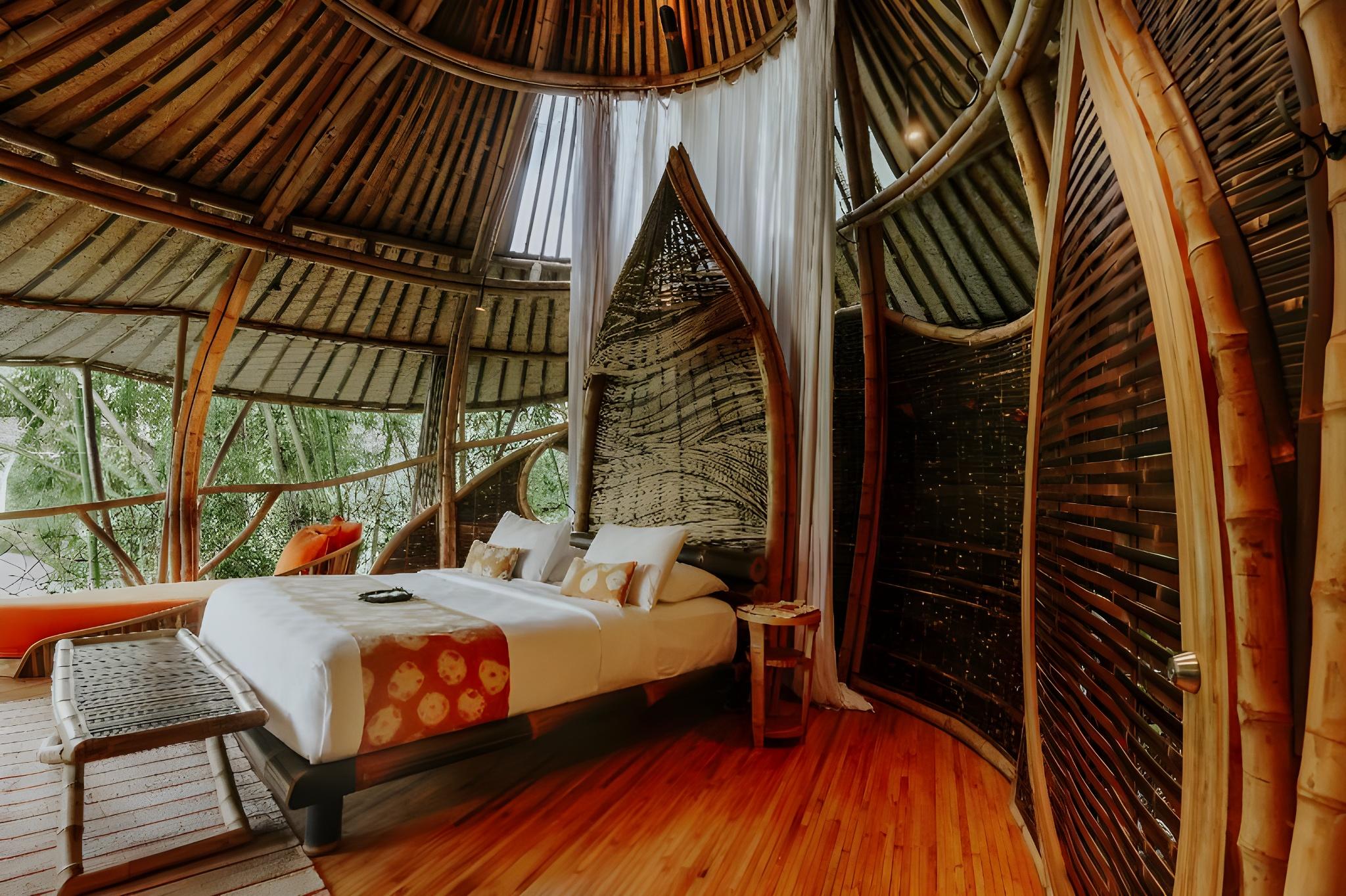 Full Moon, House, Double Bed