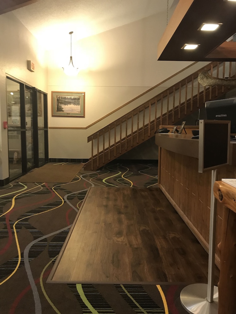 Walker Hotel 37/46