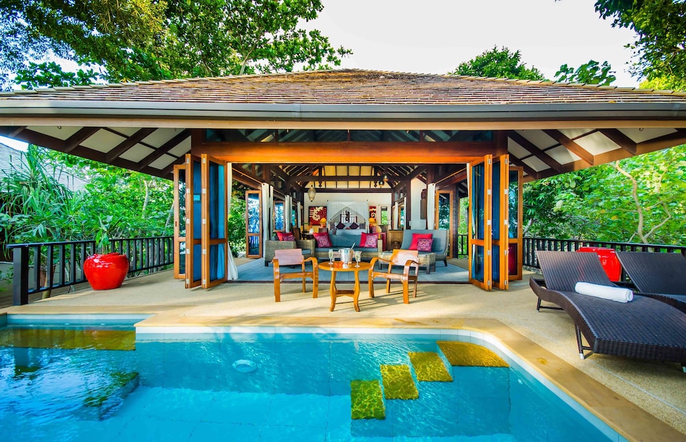 Koh Jum Beach Villas 67/76