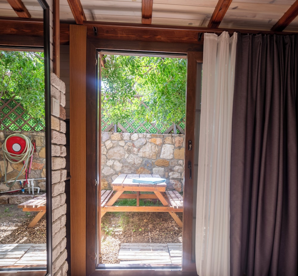 Cesmekes Butik Otel 27/50