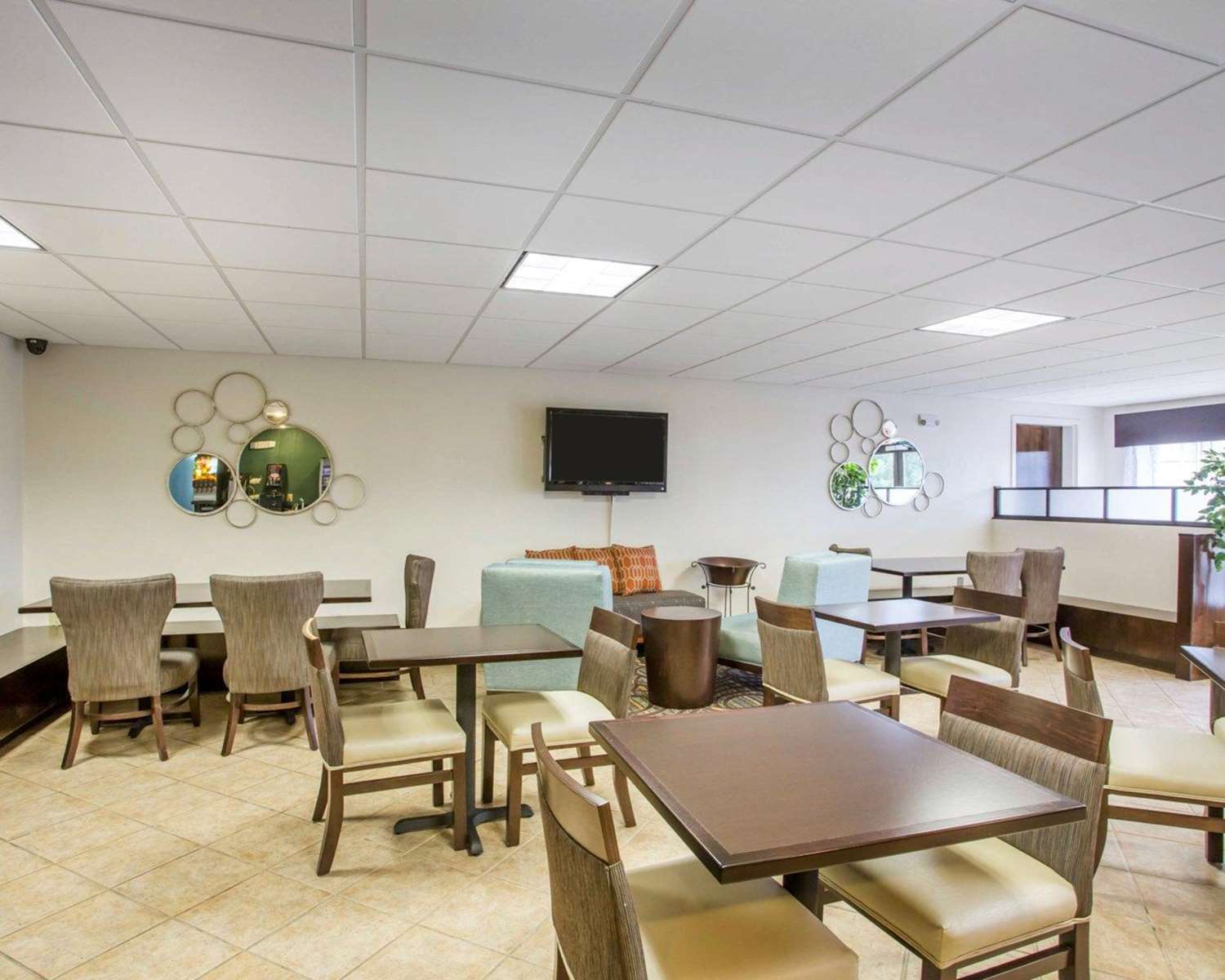 Comfort Suites Lebanon 19/30