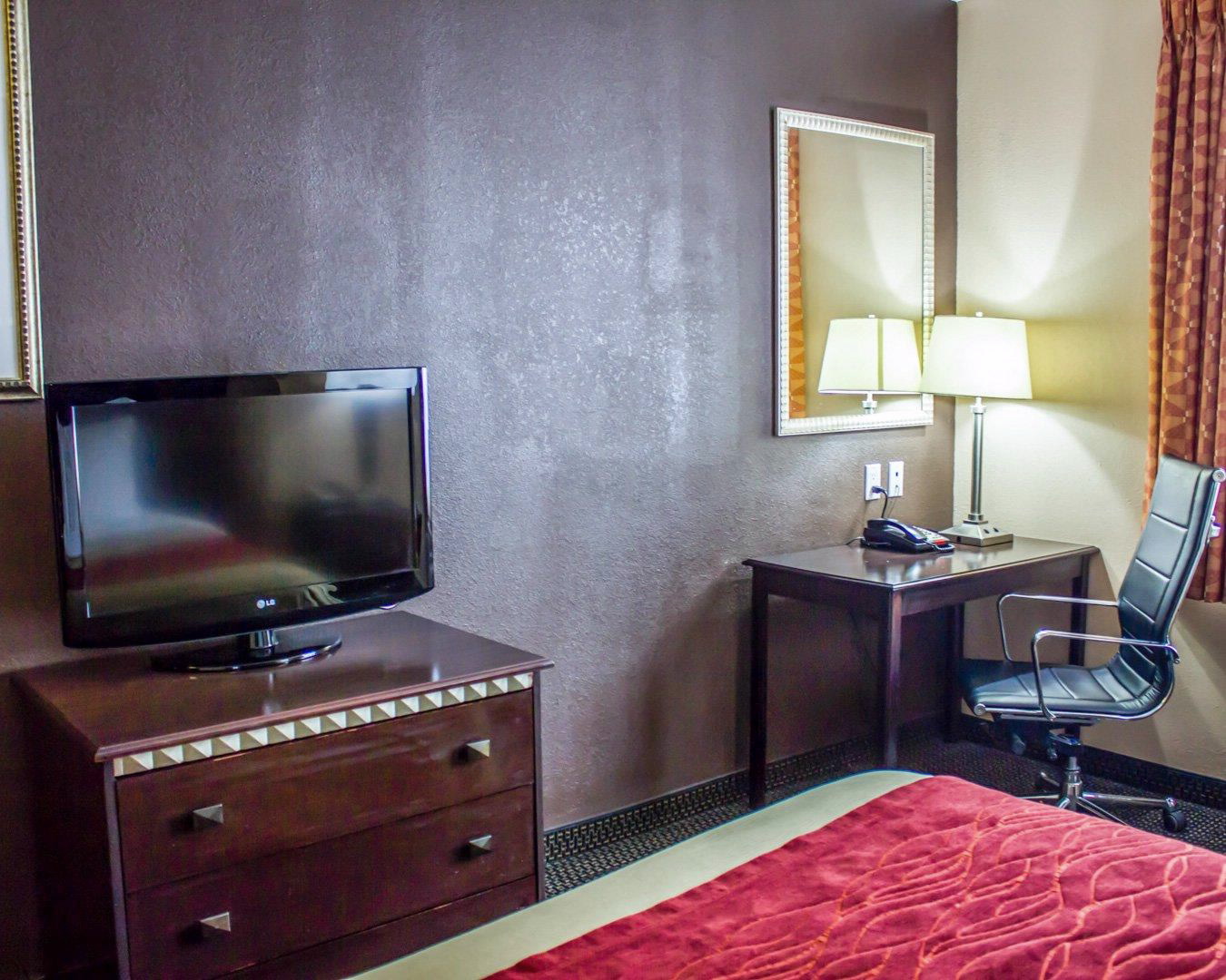 Travelodge by Wyndham Ozone Park 17/19