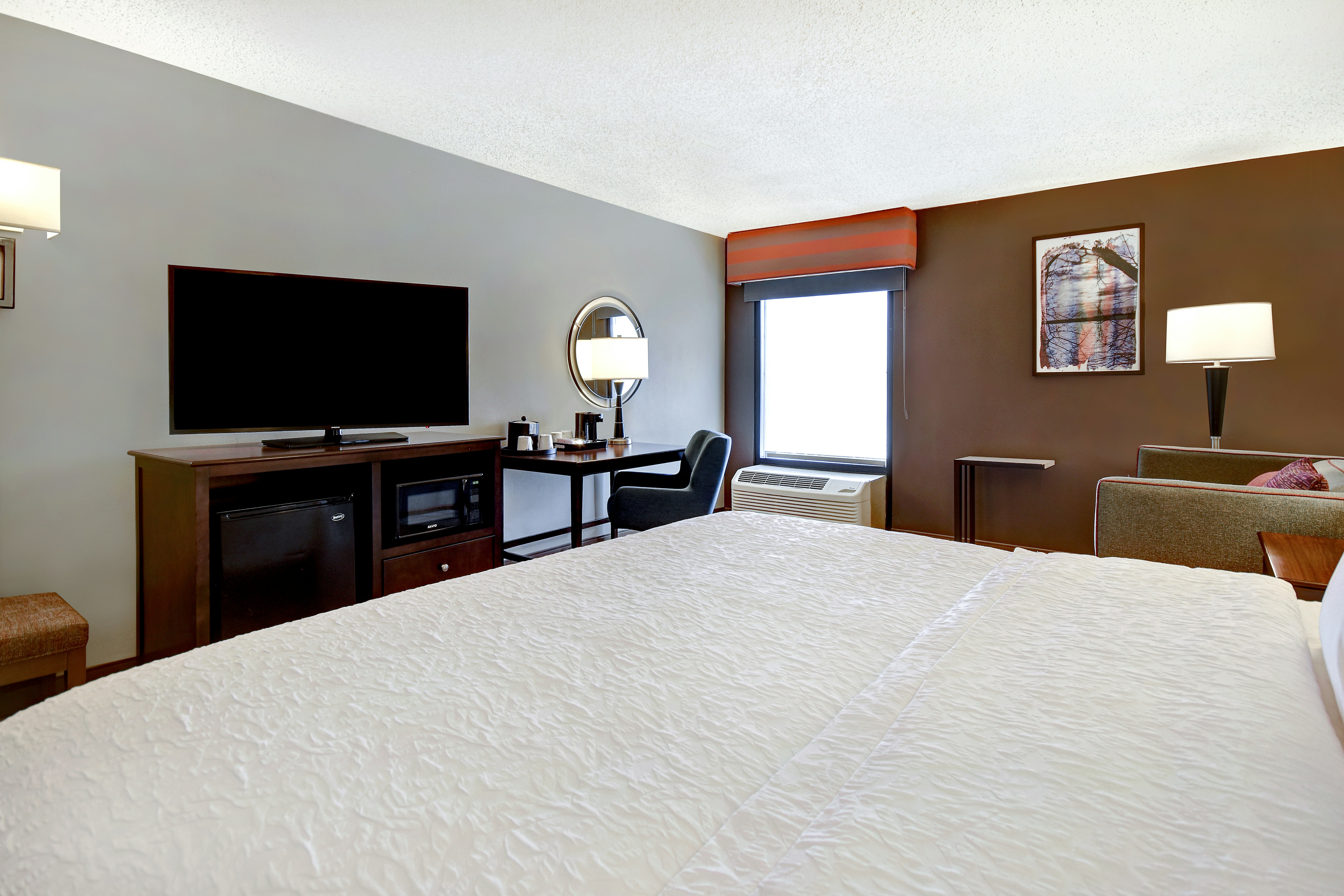 Standard, King Bed, with View