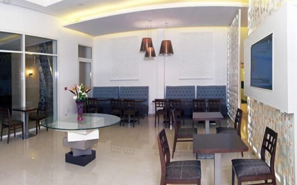 Relax Hotel Oujda 12/31