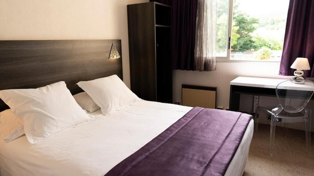 Hotel-Restaurant Les Oliviers 13/65