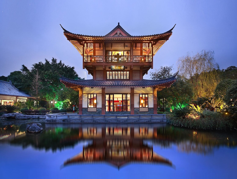 Guilinyi Royal Palace 1/50