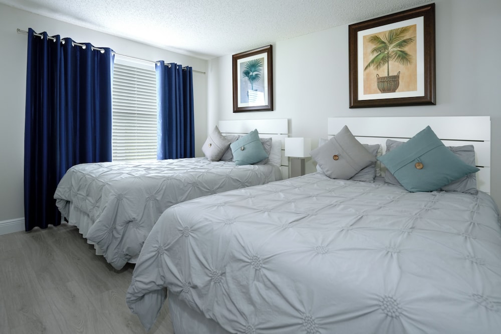 2 BEDROOMS, PREMIUM, SUITE