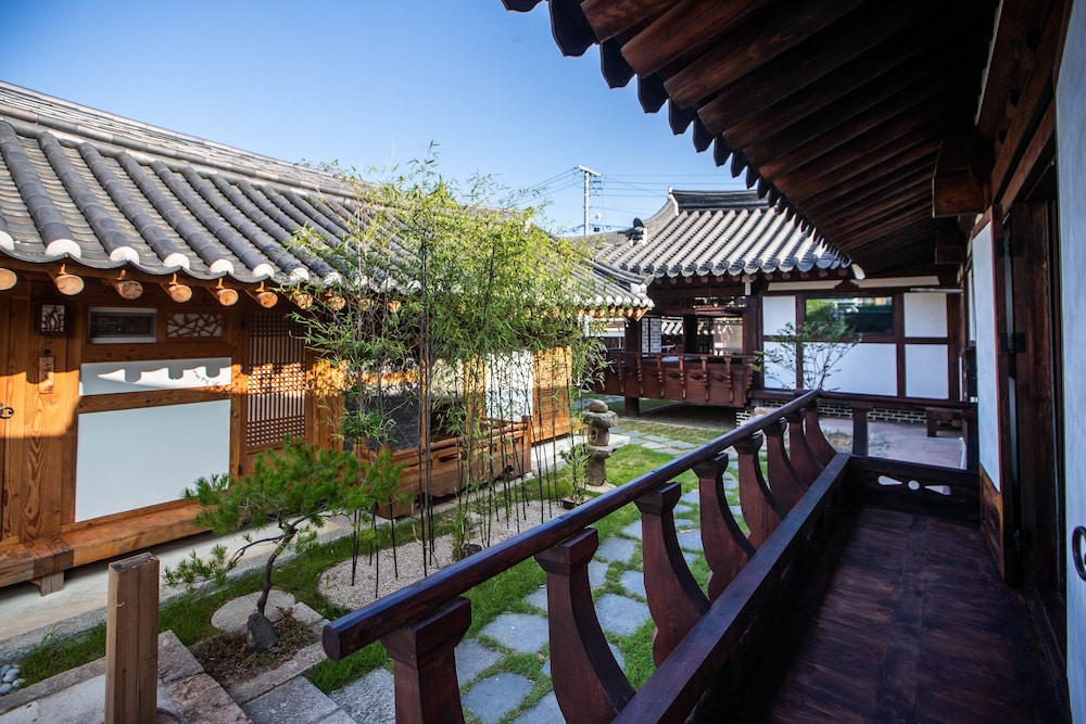 Soi Hanok Stay 45/50