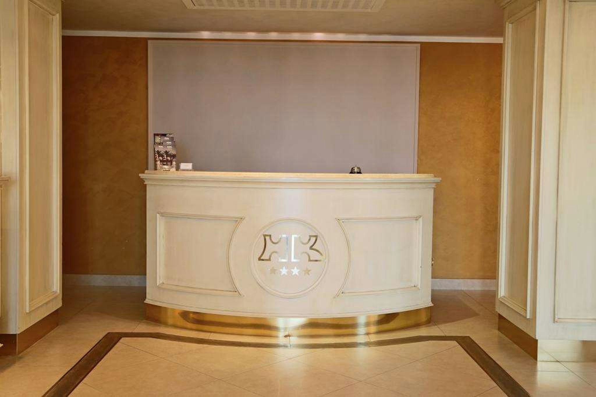 Club Hotel Kennedy 10/38