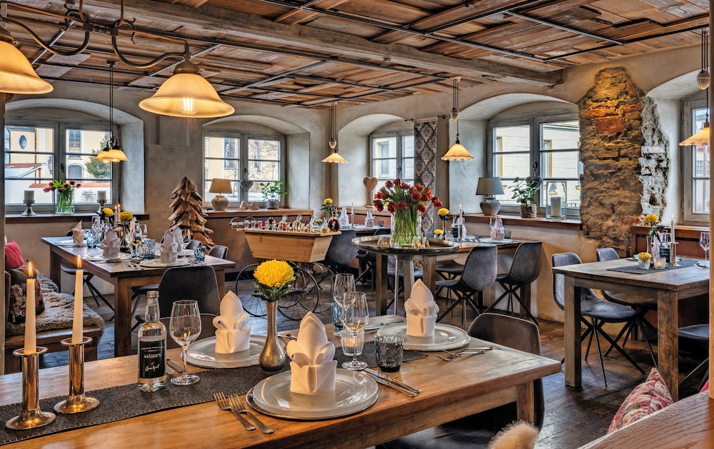 Landhotel Goldenes Kreuz 36/43