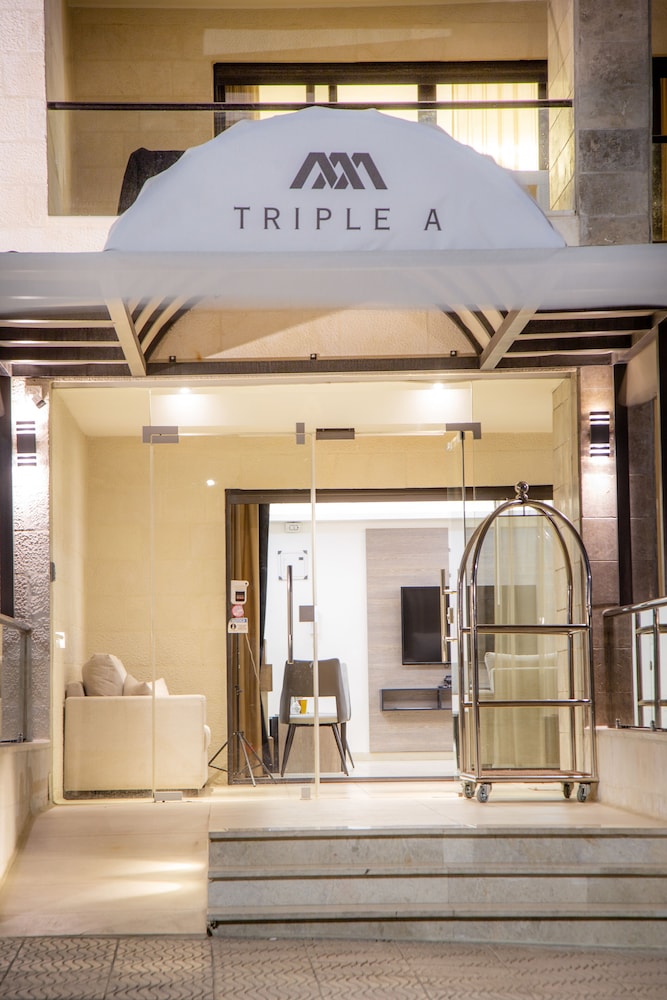 Triple A Hotel Apartment 3/18