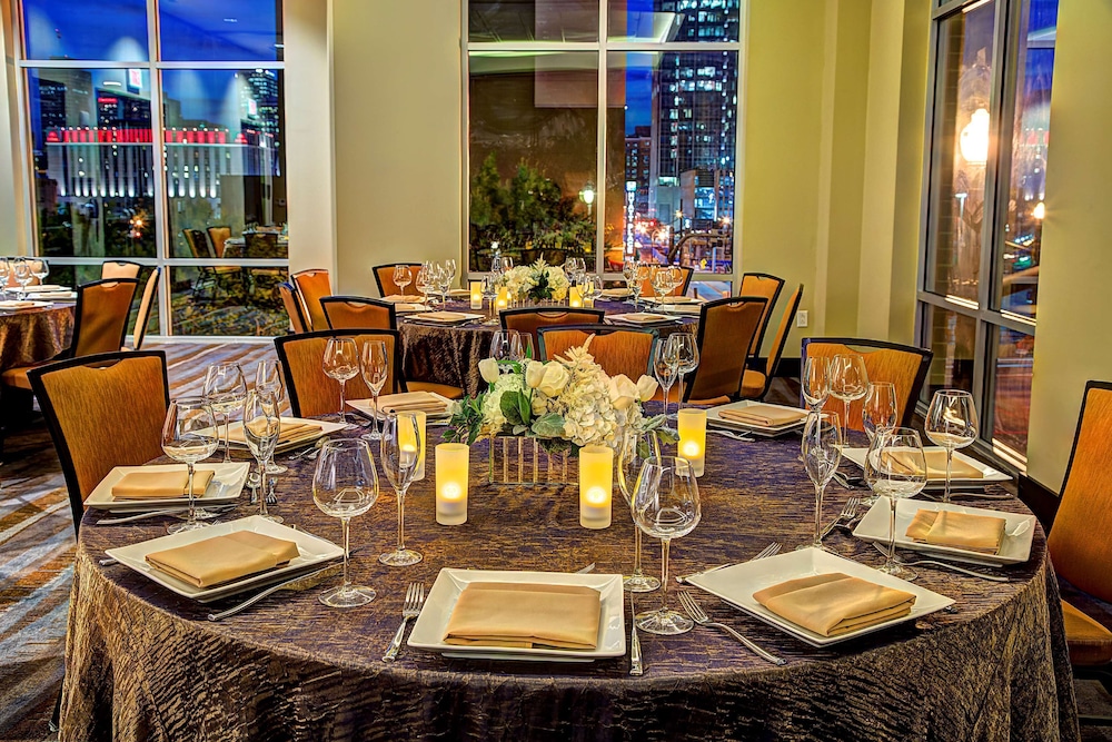 Hilton Garden Inn Nashville Downtown/Convention Center 51/68