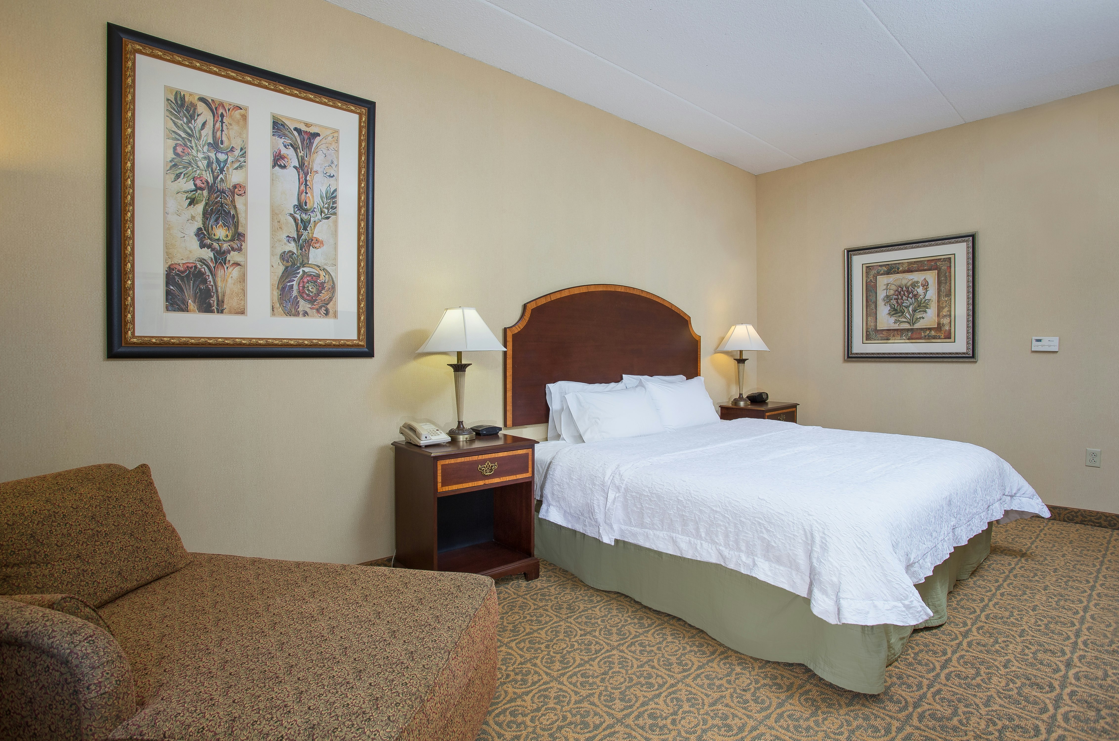 Hampton Inn Pikeville 28/76
