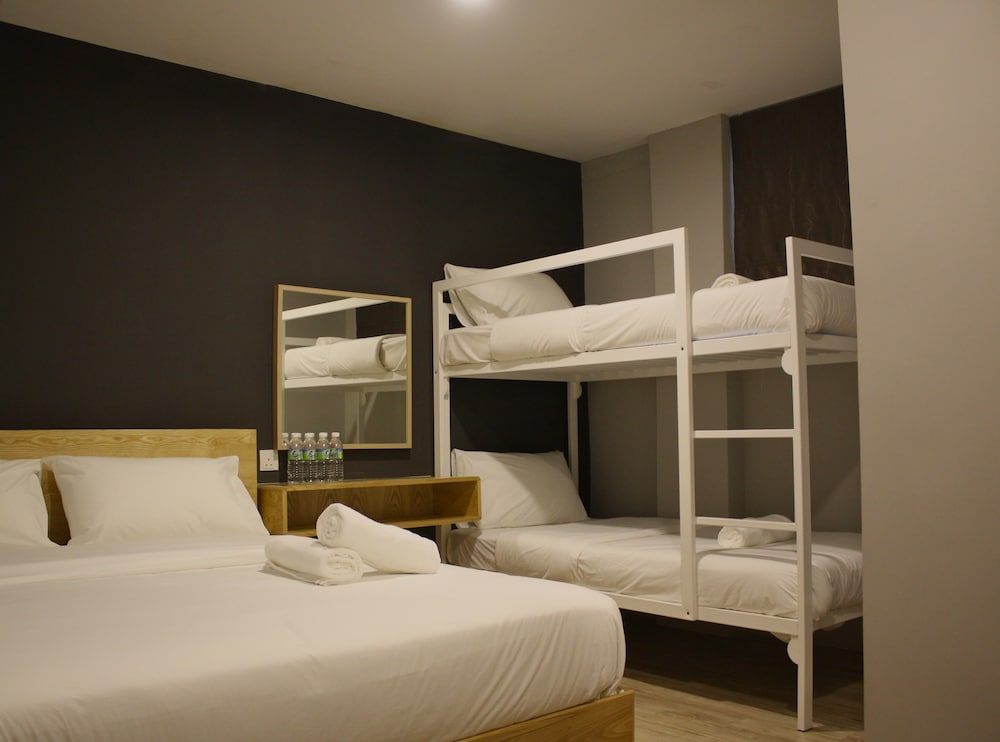 Vio Hotel 5/25