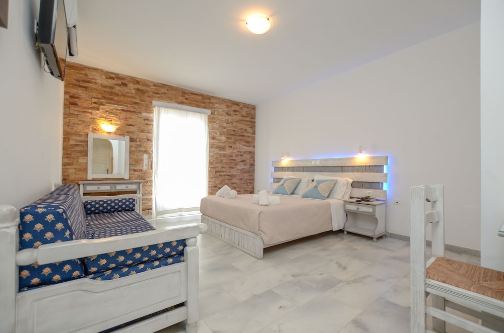 Agios Prokopios Hotel 39/59