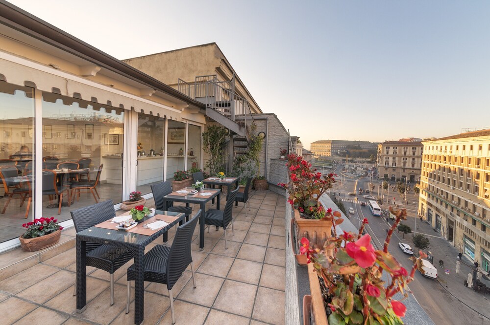 Hotel Palazzo Turchini 55/77