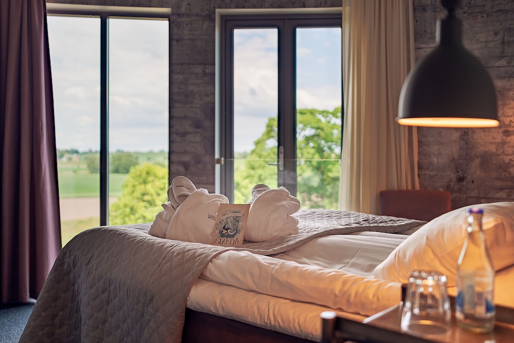 Hotell Mossbylund 13/50