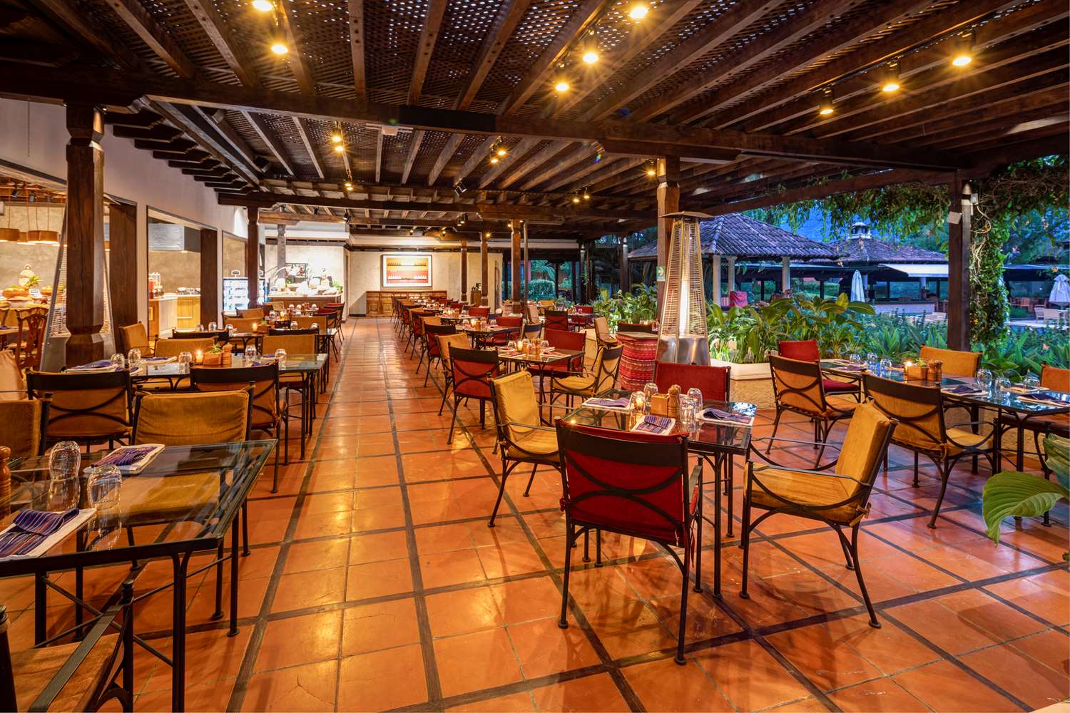 Porta Hotel Antigua 52/58