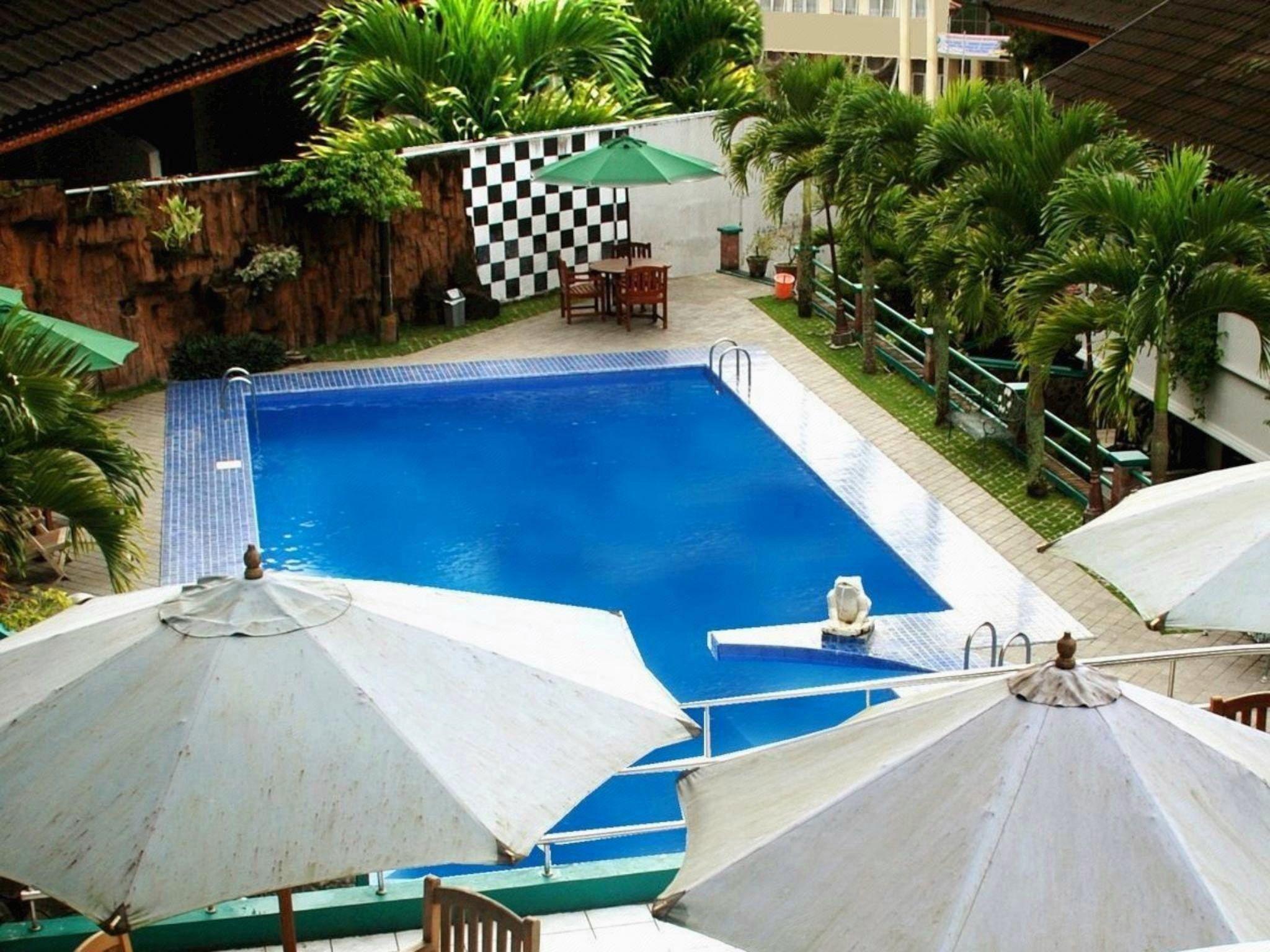 Royal Denai Hotel 20/20