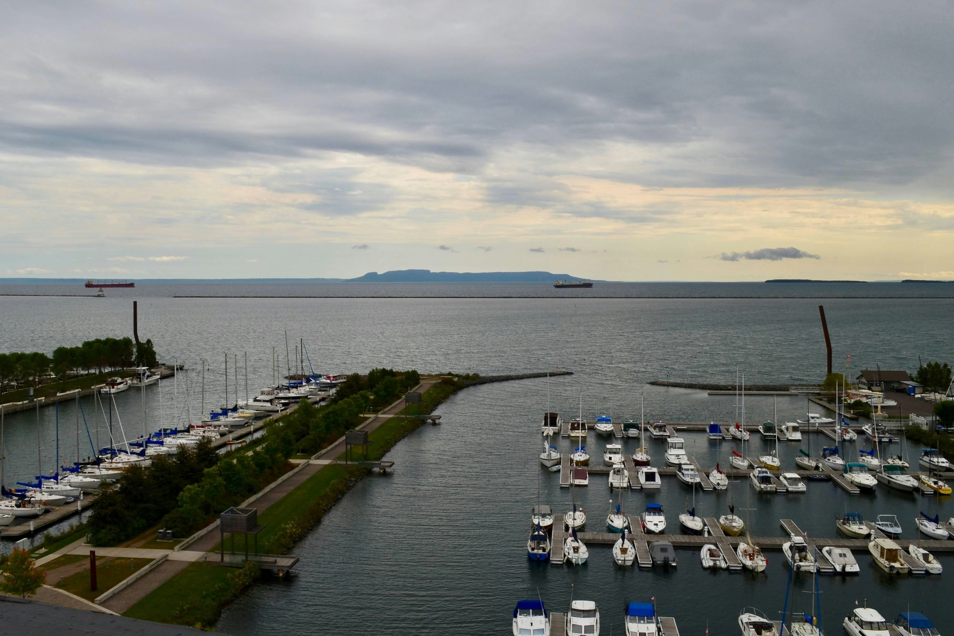 Delta Hotels By Marriott Thunder Bay 50/51