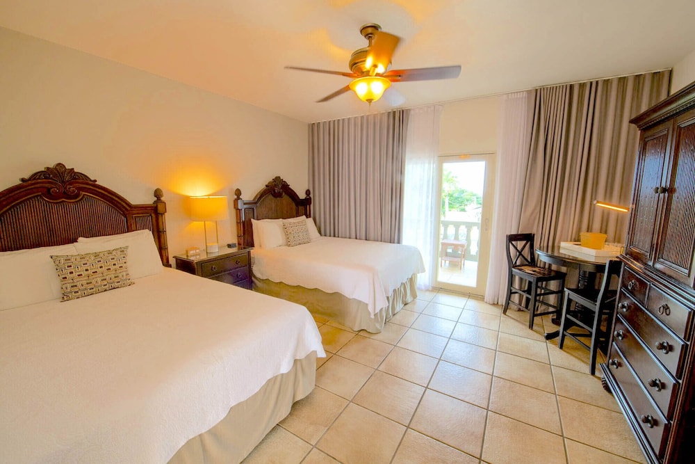 The Lazy Parrot Inn Amp Mini Resort 24/69