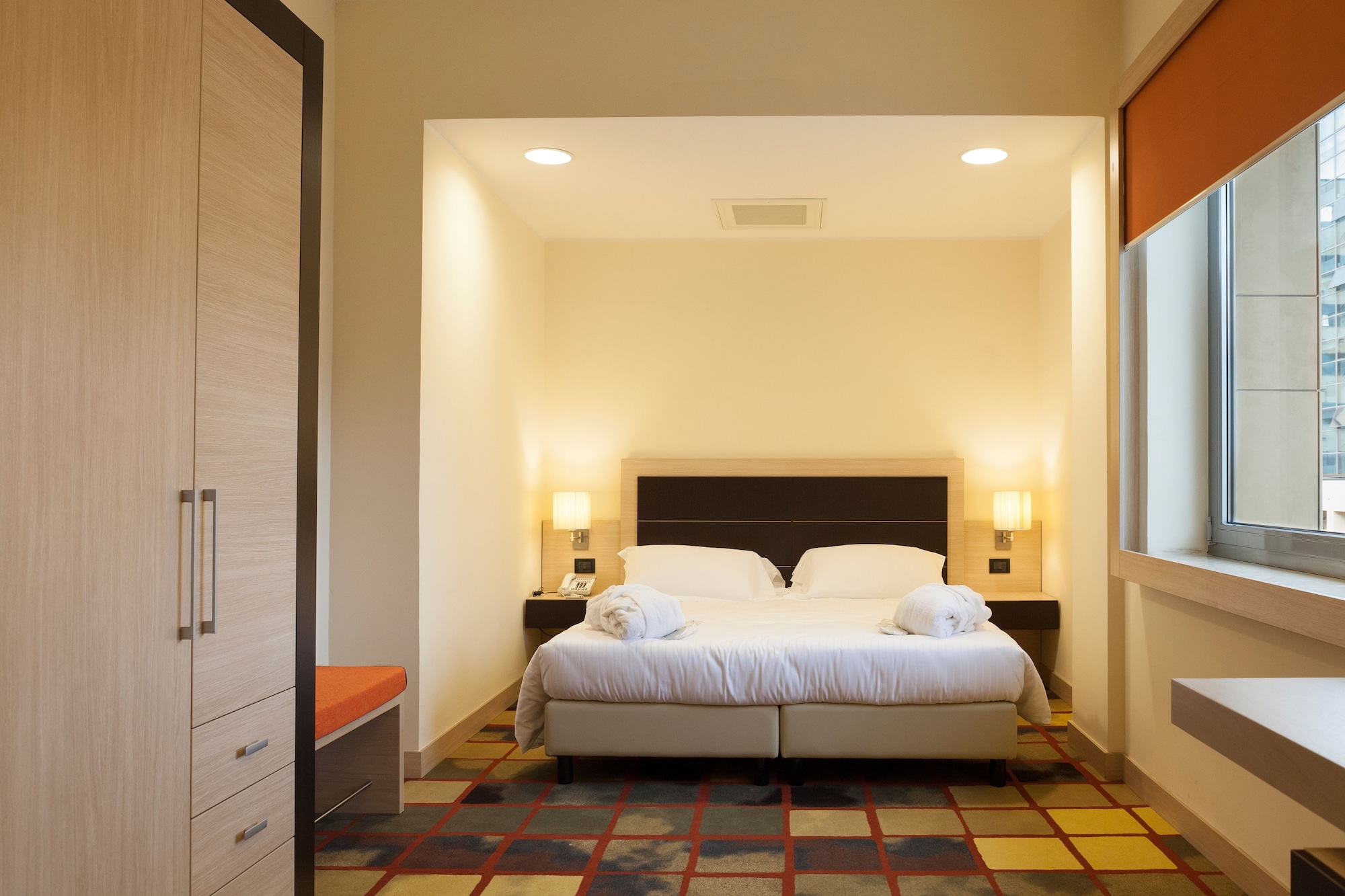 2 Bedrooms, Family Suite, Tower