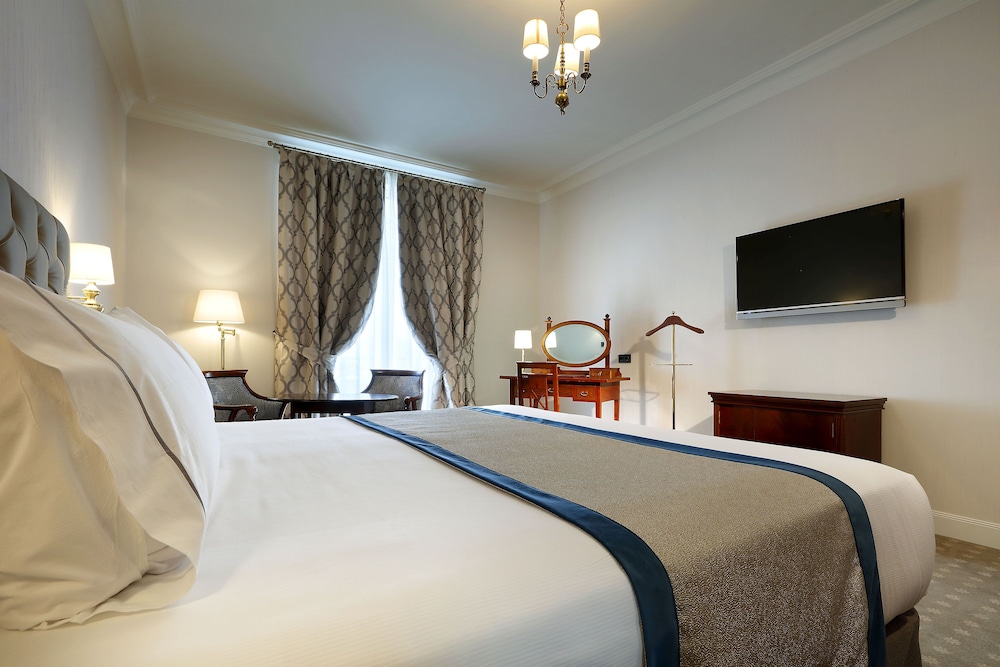 Eurostars Hotel Real 17/76
